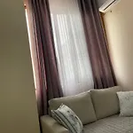 Prendi's In Apartamento Golem (Tirana)
