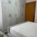 Prendi's In Apartment *